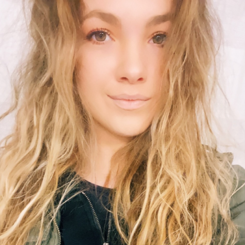 Meet your Posher, Kylee